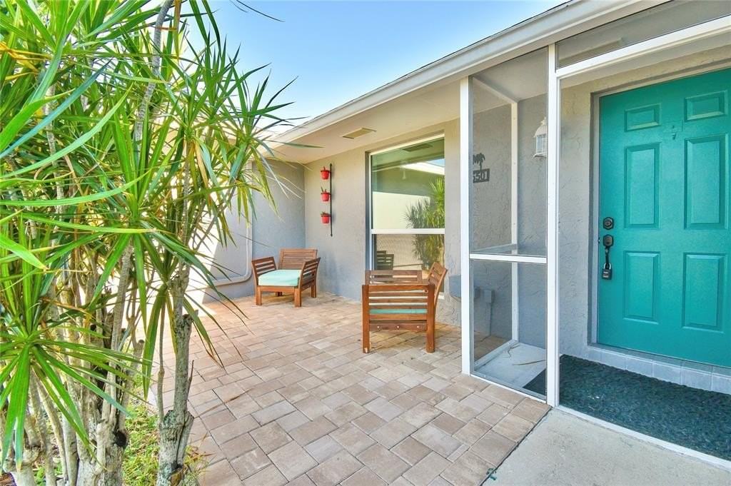 6550 Country Wood Way - Photo 5 of 42