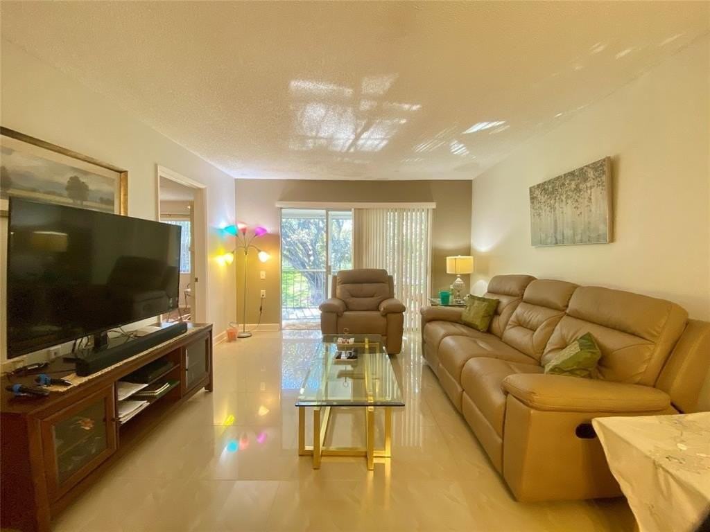 2603 Nassau Bnd #C2 - Photo 3 of 27