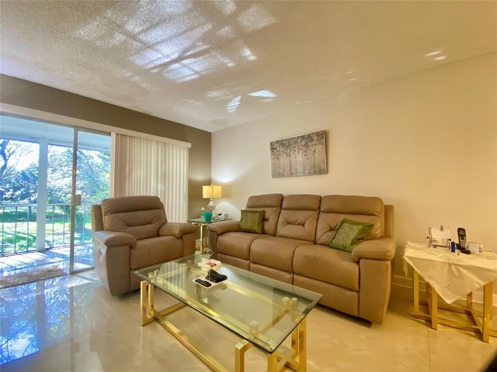 2603 Nassau Bnd #C2 - Photo 4 of 27