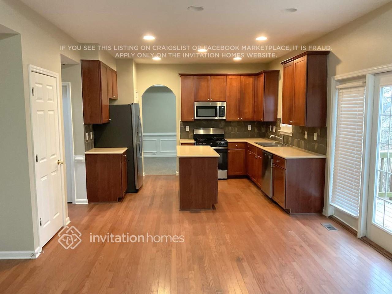 704 Nightwind Way - Photo 7 of 20