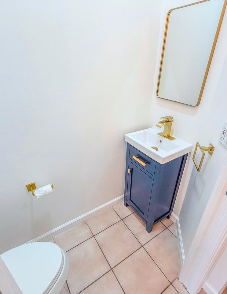 753 Seaview Dr - Photo 7 of 22