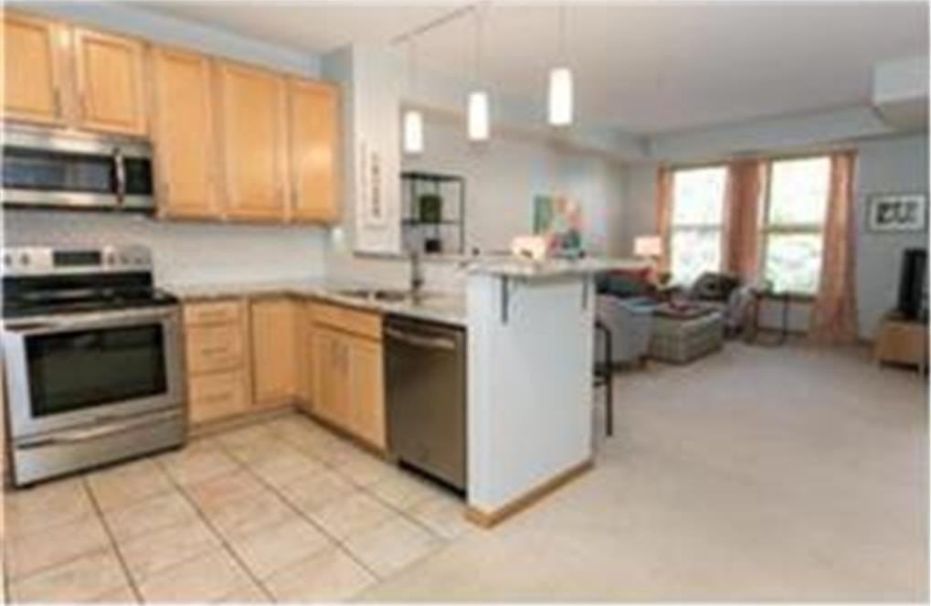 575 N 1st St #301 - Photo 7 of 19