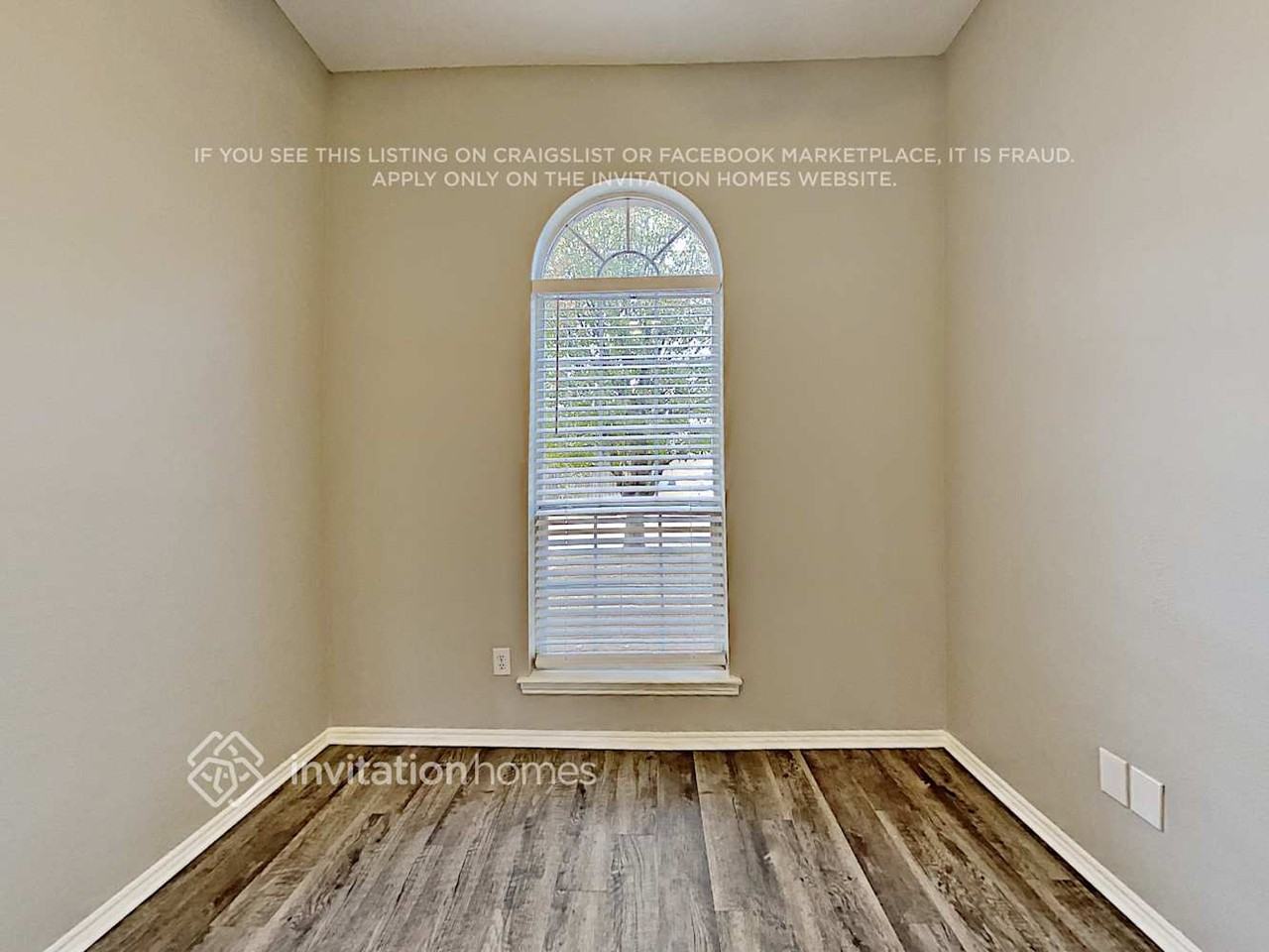 224 Mulberry Ln - Photo 5 of 16