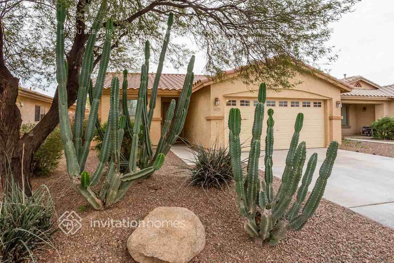 45373 W Desert Garden Rd - Photo 2 of 15