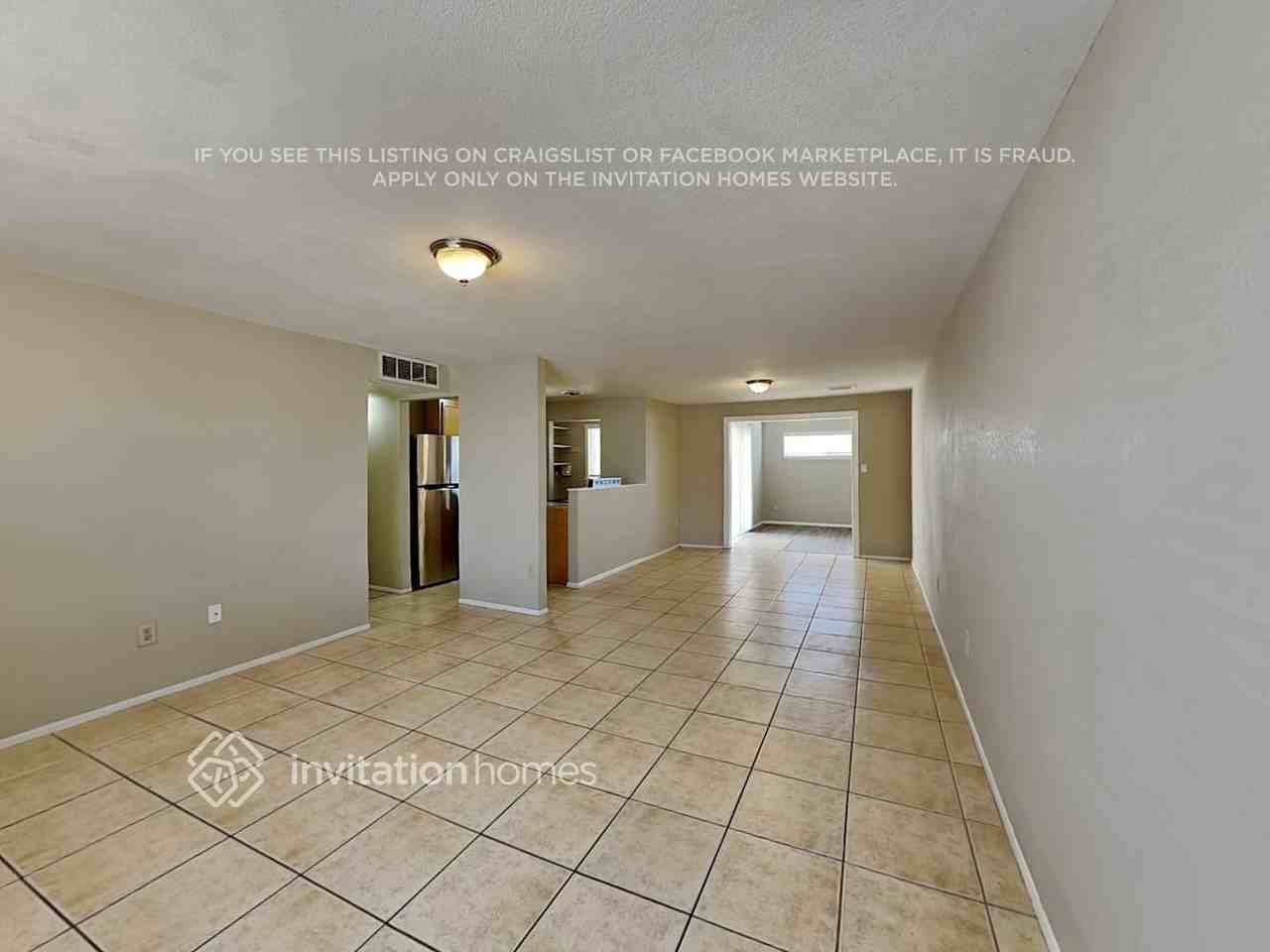 5909 W Coronado Rd - Photo 3 of 18