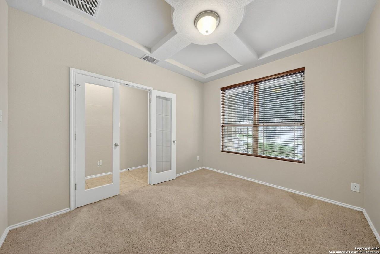 10405 Macarthur Way - Photo 7 of 33