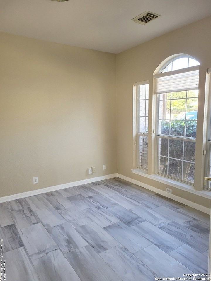 20814 El Suelo Bueno - Photo 3 of 21