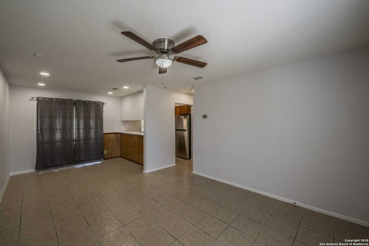 7215 Marble Creek Dr - Photo 3 of 27