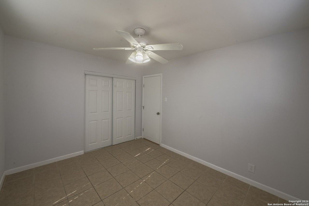 7215 Marble Creek Dr - Photo 7 of 27