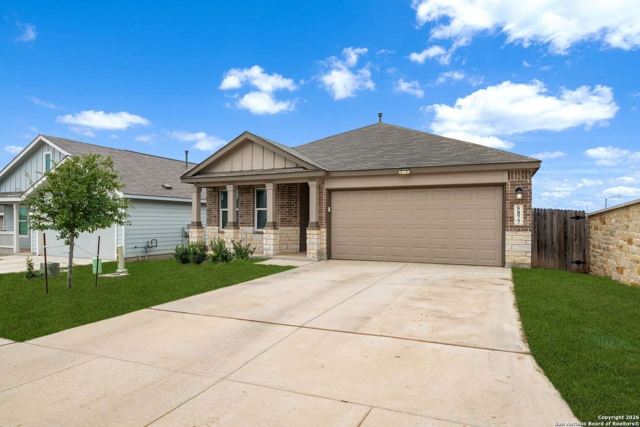 5877 Companion Loop - Photo 2 of 31