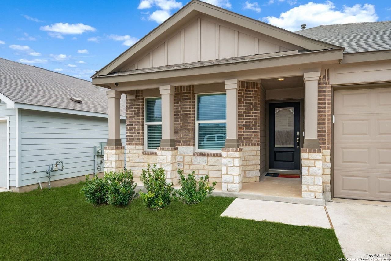 5877 Companion Loop - Photo 3 of 31