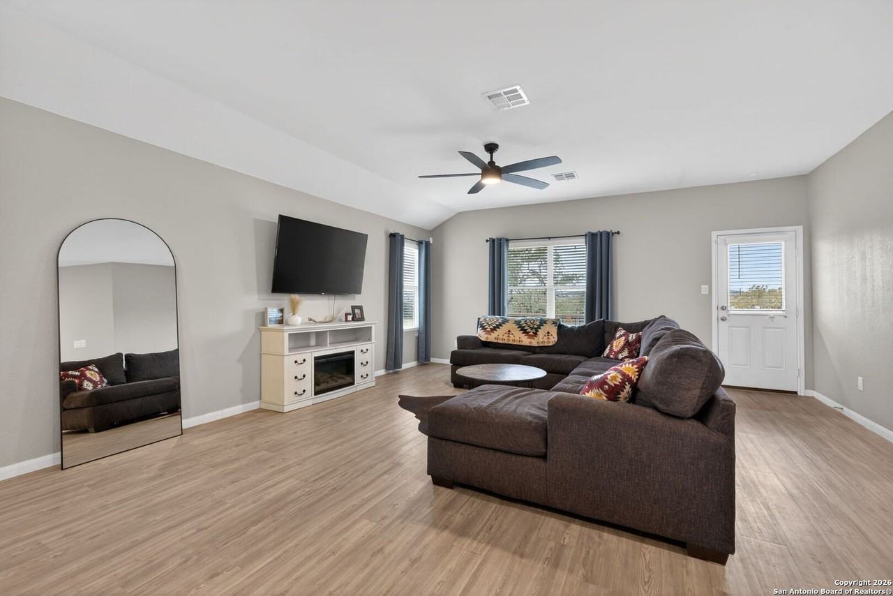 5877 Companion Loop - Photo 5 of 31