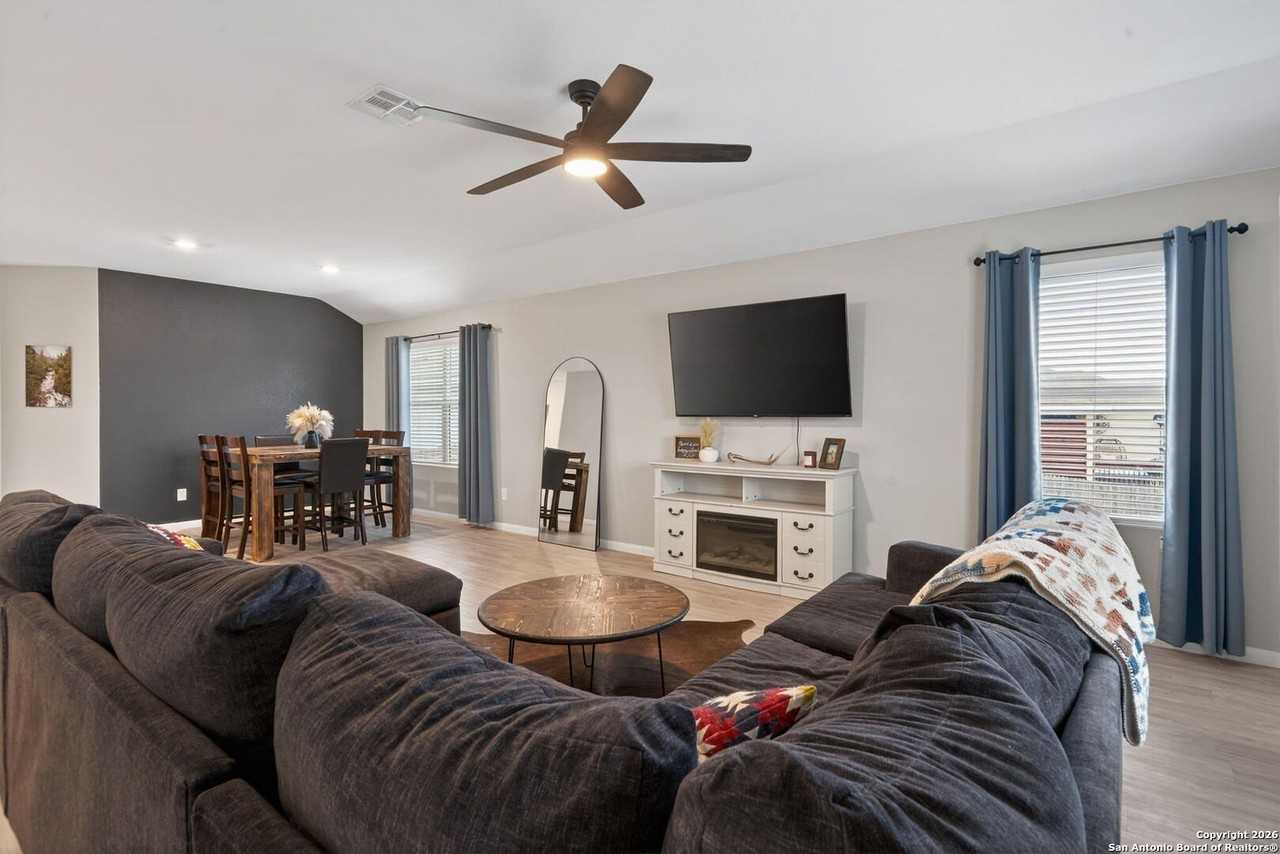 5877 Companion Loop - Photo 7 of 31