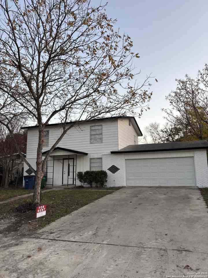 7410 Westlyn Dr - Photo 2 of 15