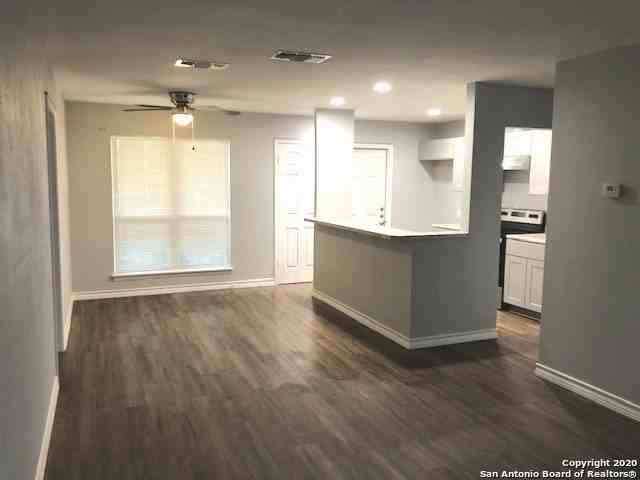 7361 Cherry Brook Dr - Photo 3 of 9