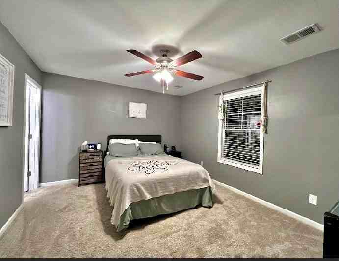 460 Conifer St - Photo 6 of 12