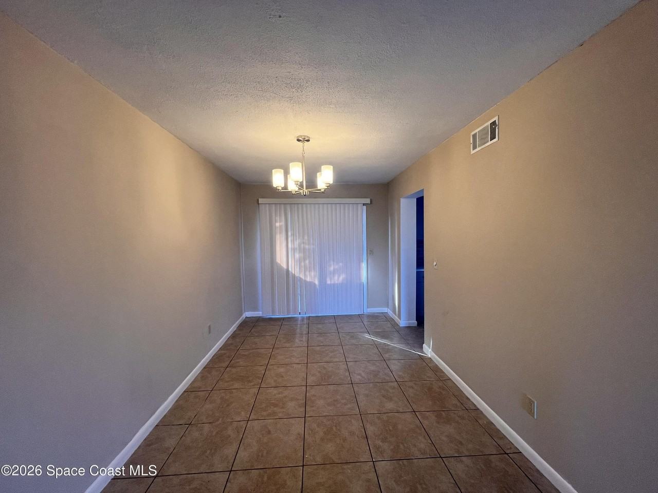 4611 Tree Ridge Ln Ne - Photo 7 of 19