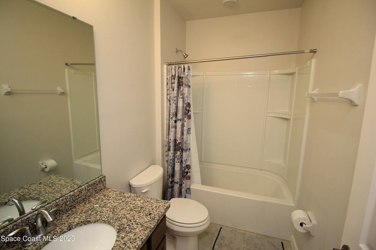 2339 Bonnyton Ln Nw - Photo 4 of 32