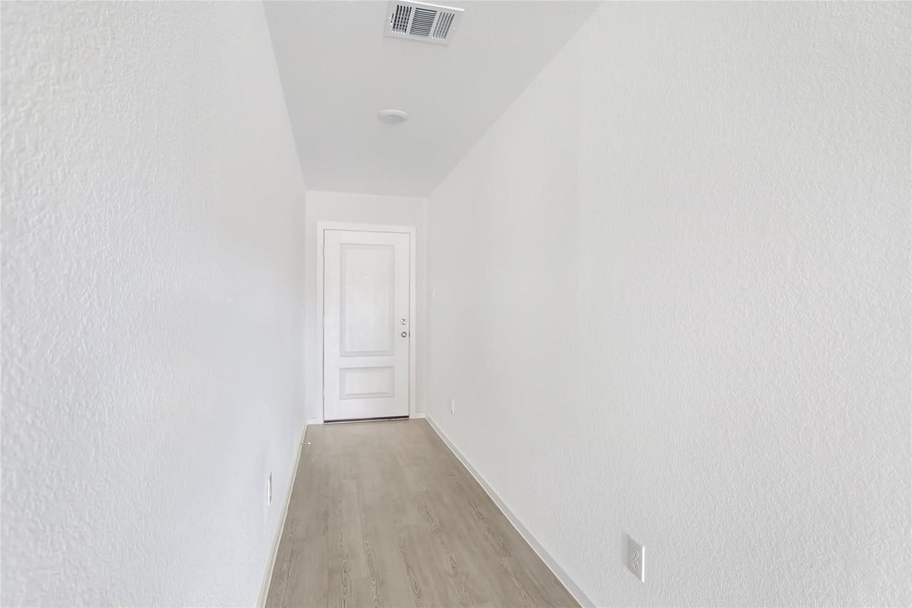 736 Zuppino Lane - Photo 5 of 25