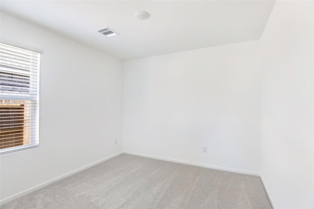 736 Zuppino Lane - Photo 6 of 25