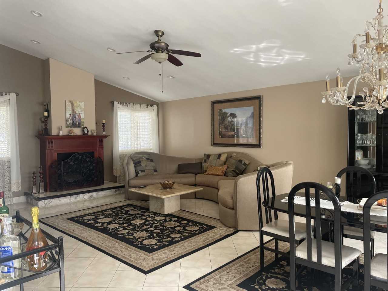 596 Ionia Ave - Photo 5 of 13