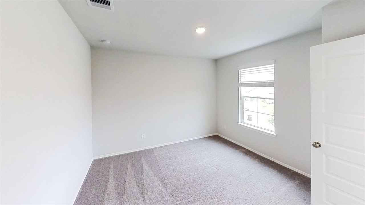 5826 Fresh View Ct - Photo 3 of 7