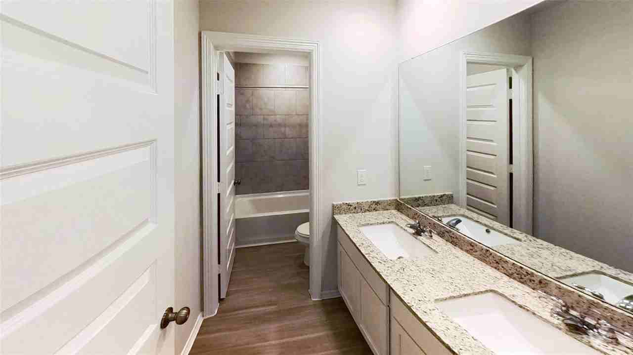 5826 Fresh View Ct - Photo 5 of 7