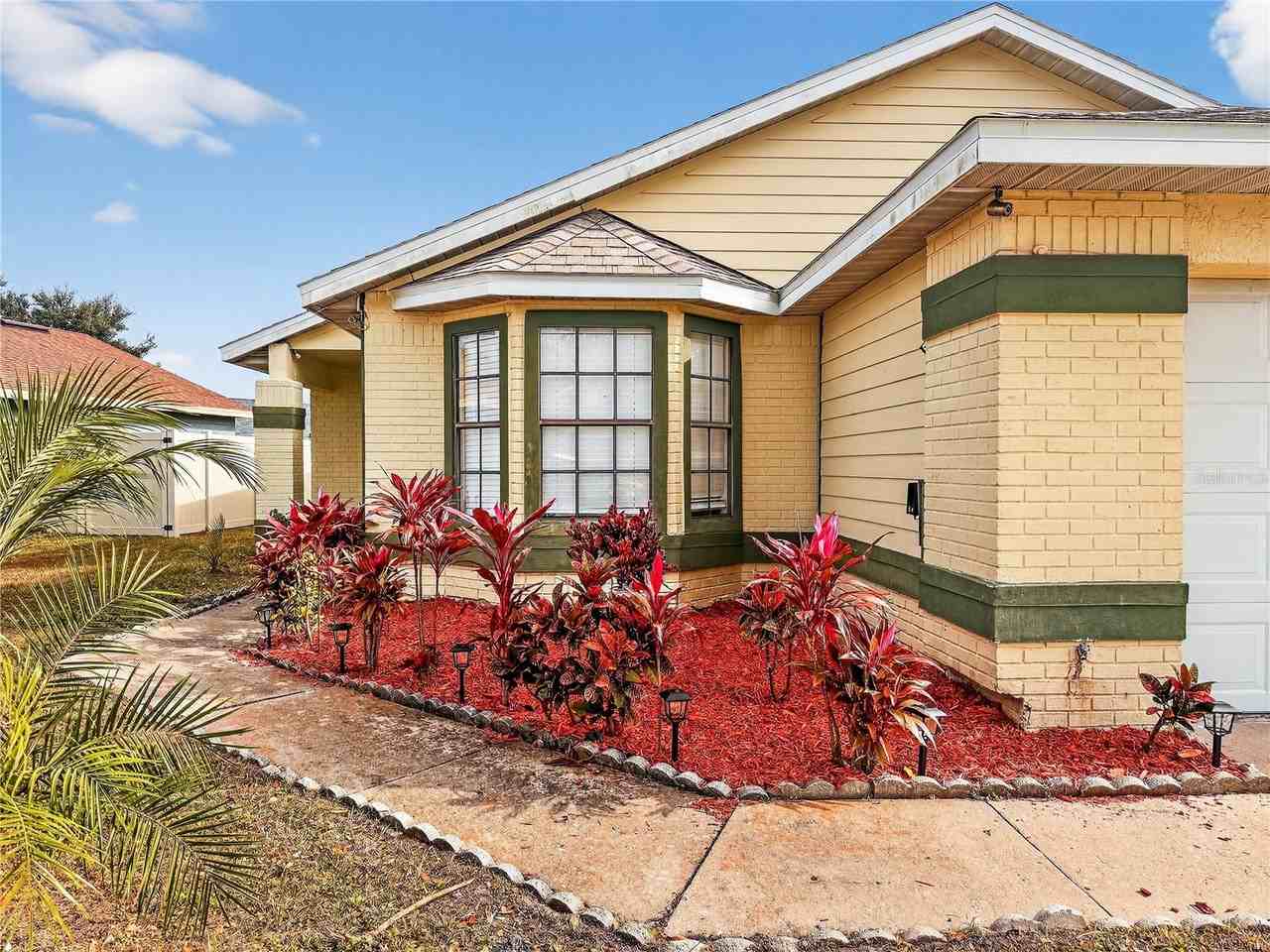 314 Chicago Woods Cir - Photo 3 of 36