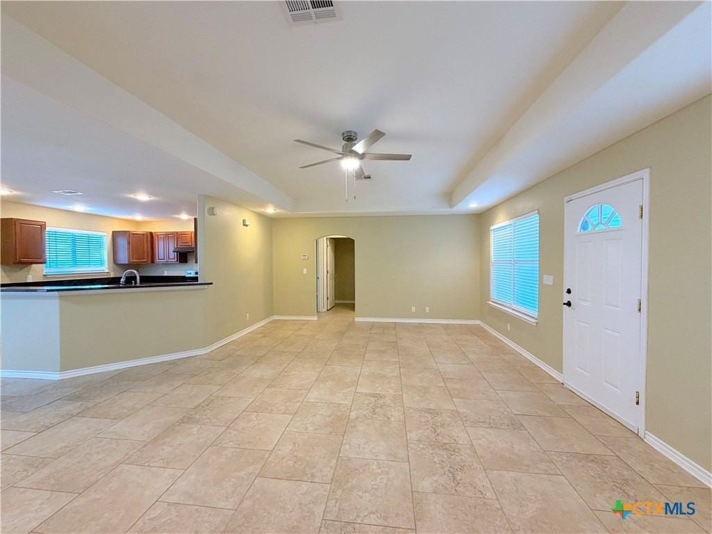 849 Scenic Hills Dr - Photo 5 of 30