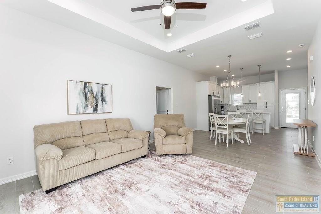 20 N Bay Hill Dr - Photo 7 of 41