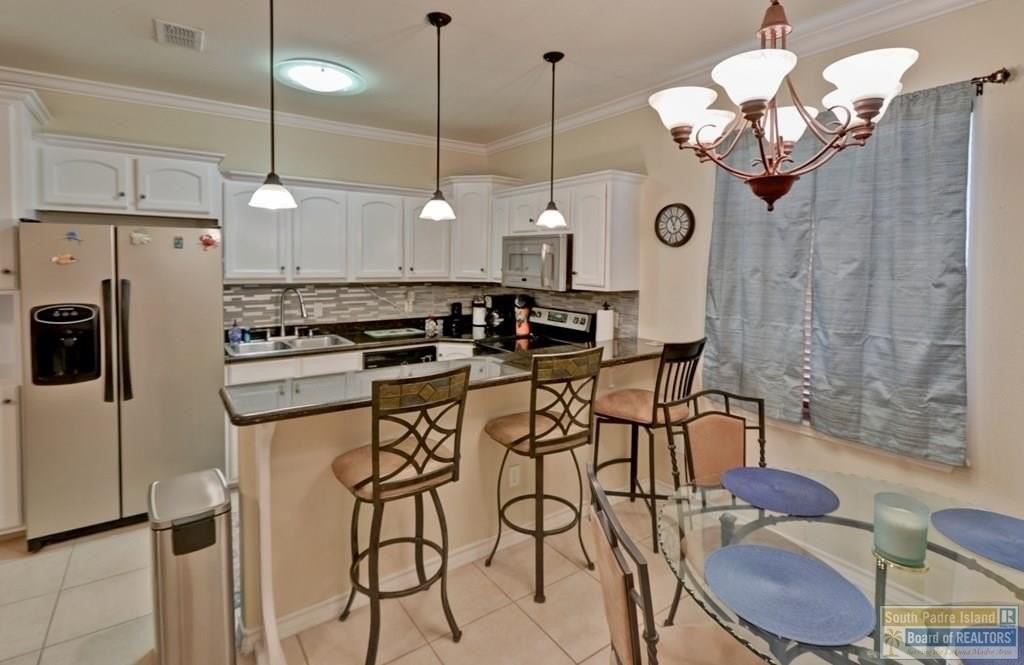 102 E Capricorn Dr - Photo 6 of 21