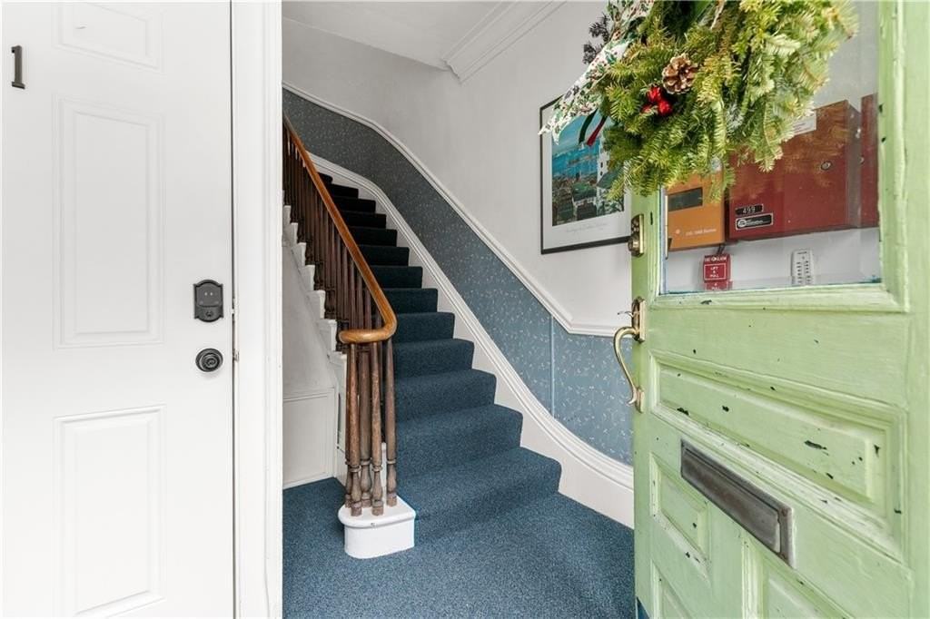 8 Franklin St Unit 3 #3 - Photo 3 of 26