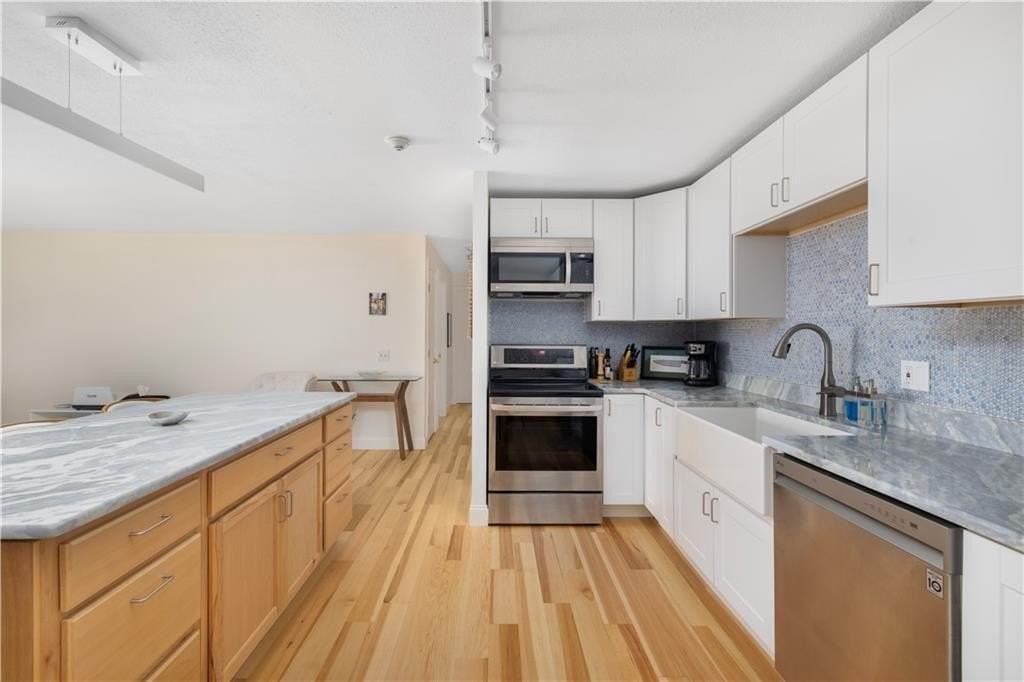 66 Girard Ave Unit 110 #110 - Photo 4 of 21