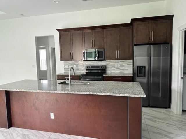 3882 Sw Ridley St - Photo 2 of 18