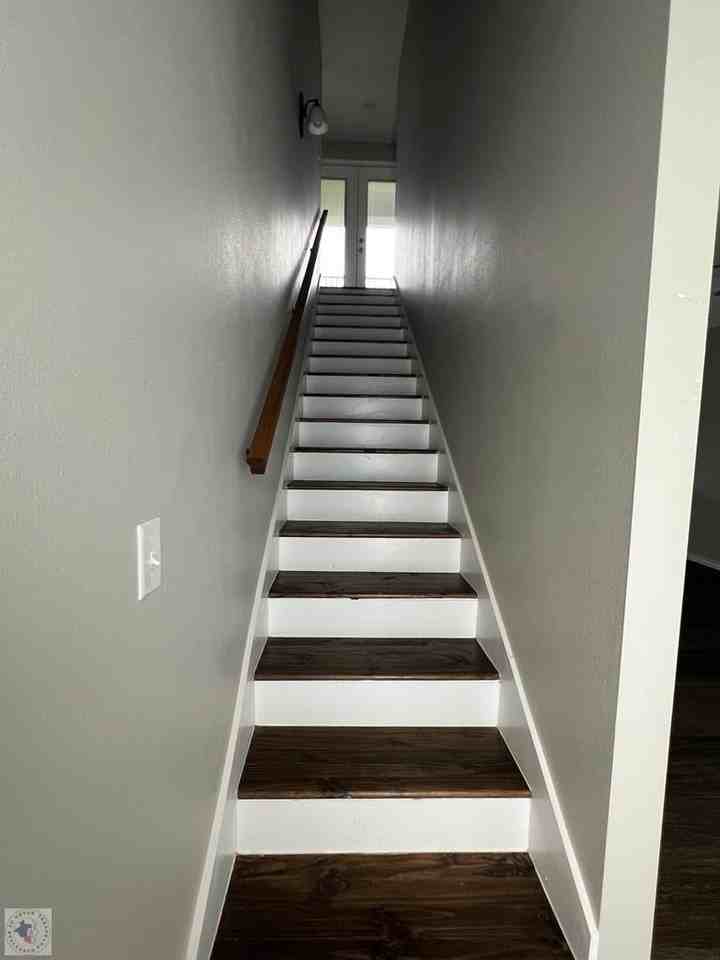 3468 Brooke Pl - Photo 5 of 10