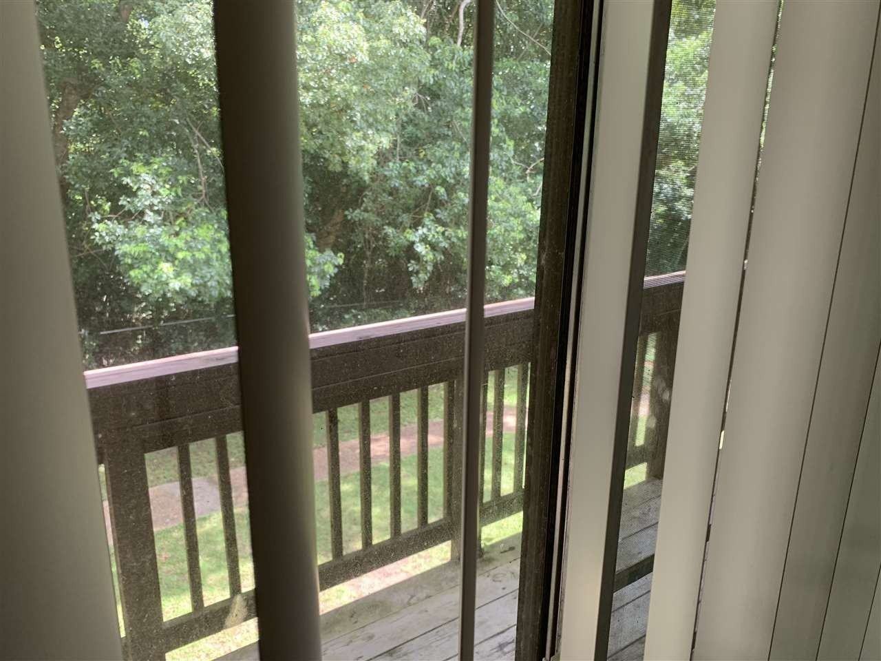 600 Mary Beth Ave Apt 3 #3 - Photo 6 of 9