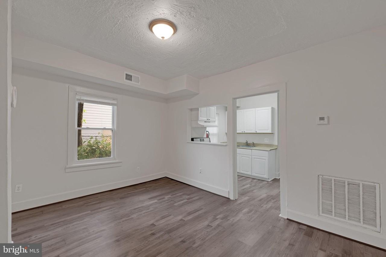 5213 Cloud Pl Ne - Photo 6 of 23