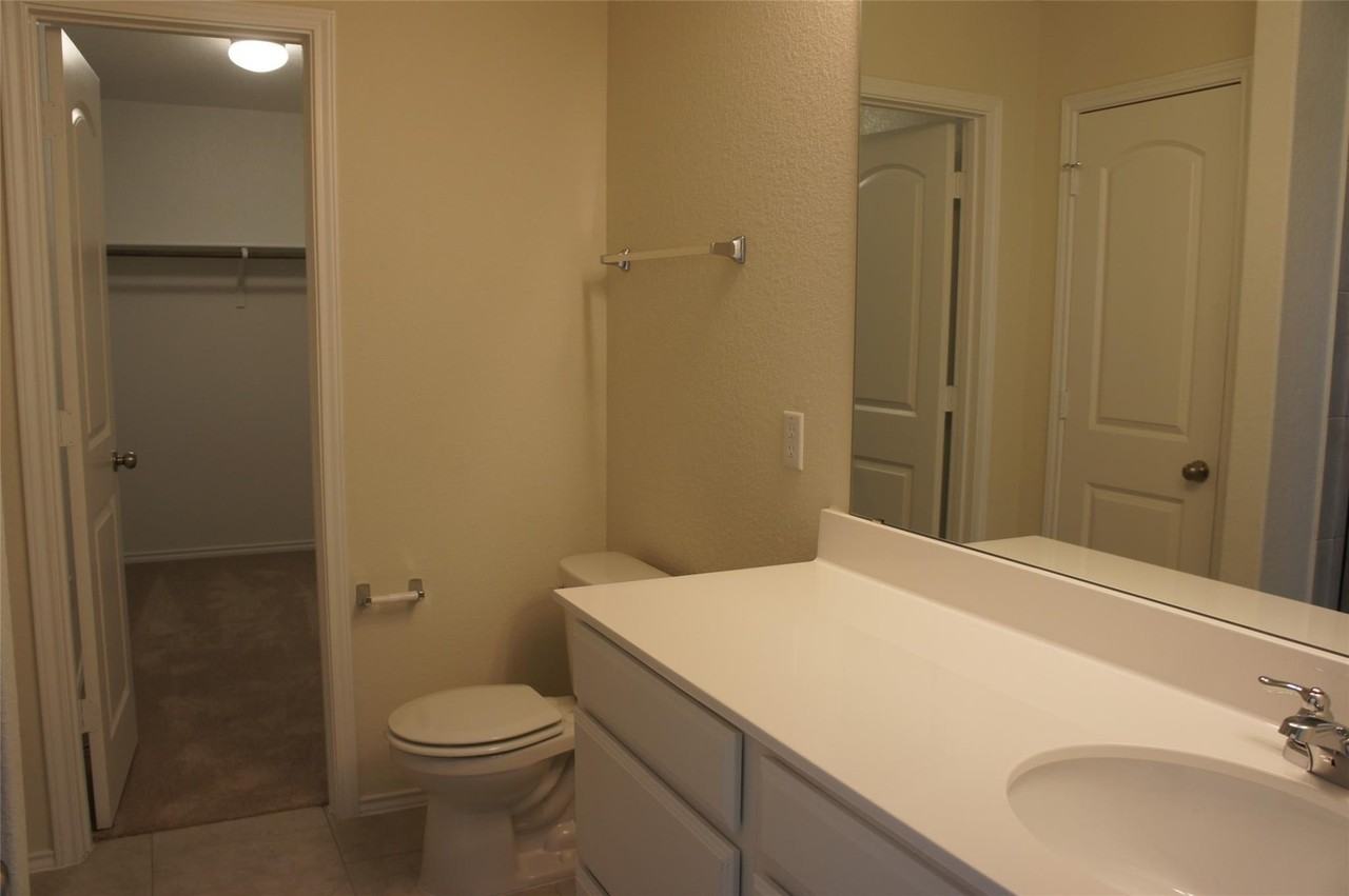 1612 Cliffbrake Way - Photo 7 of 13
