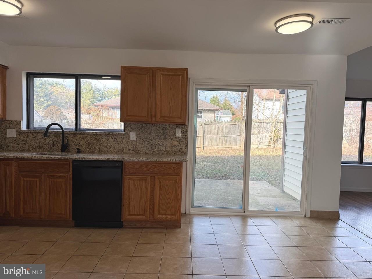 2514 Saint James Church Rd - Photo 5 of 22