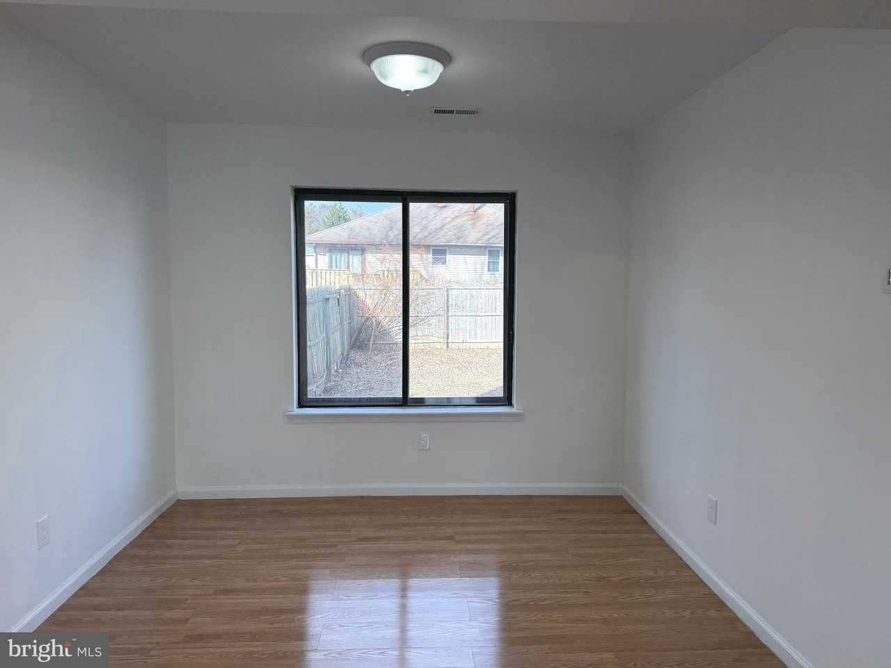 2514 Saint James Church Rd - Photo 7 of 22