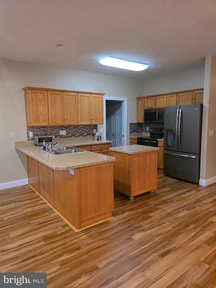 15 Bayberry St - Photo 7 of 15