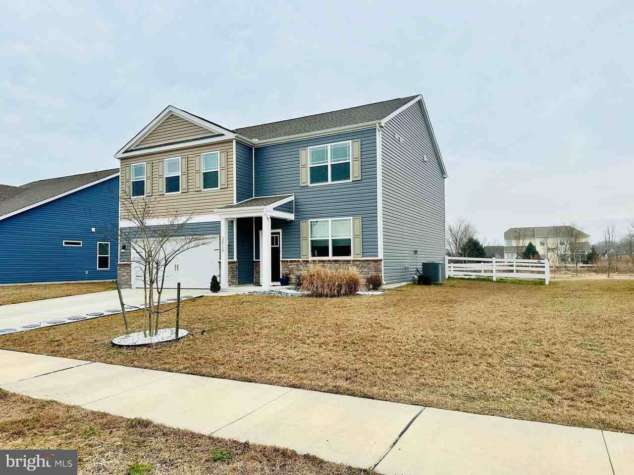 30735 Waterfront Dr - Photo 5 of 41