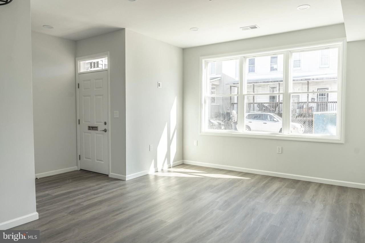 307 Arch St - Photo 7 of 27