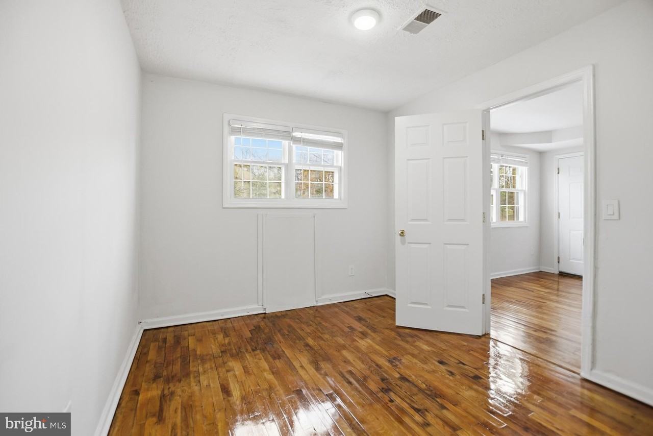 College Dr - Photo 5 of 16