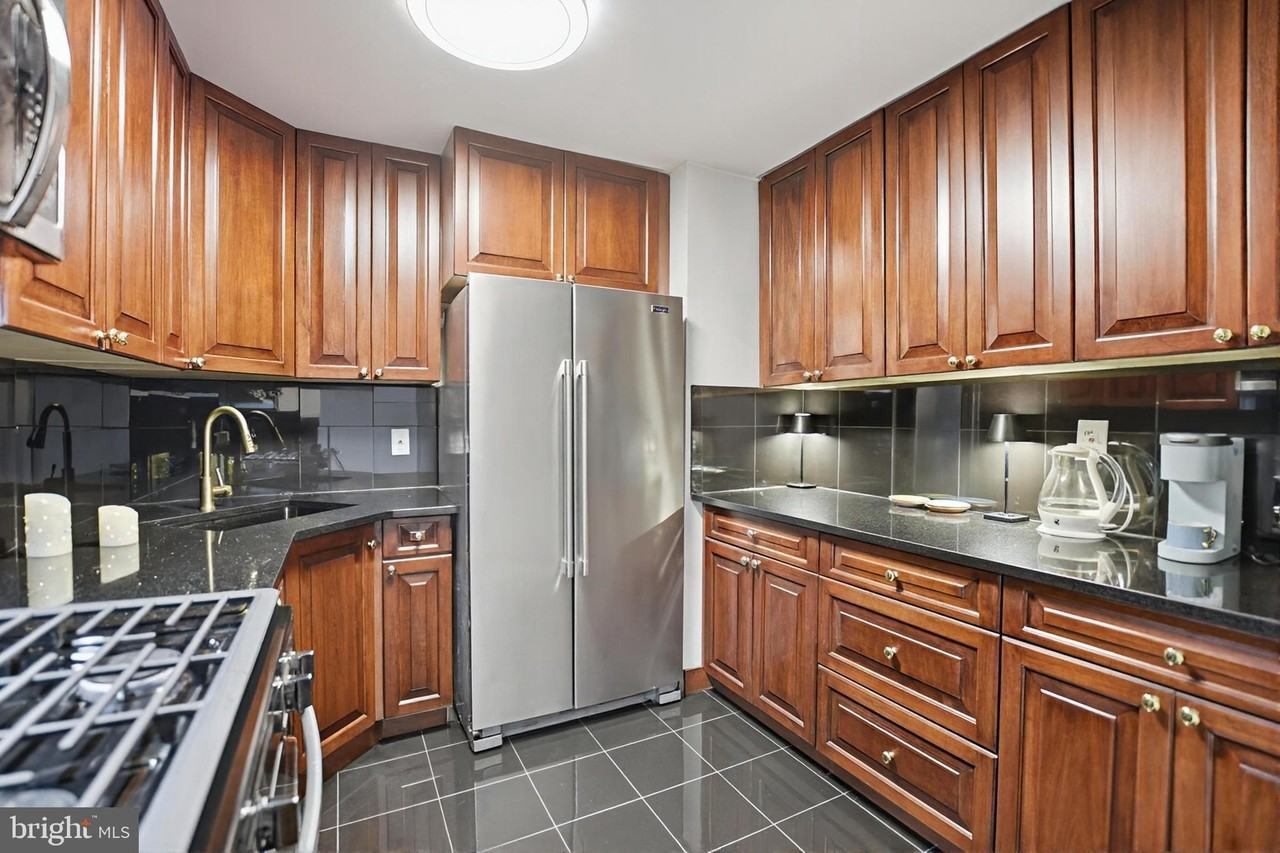 College Dr - Photo 7 of 16