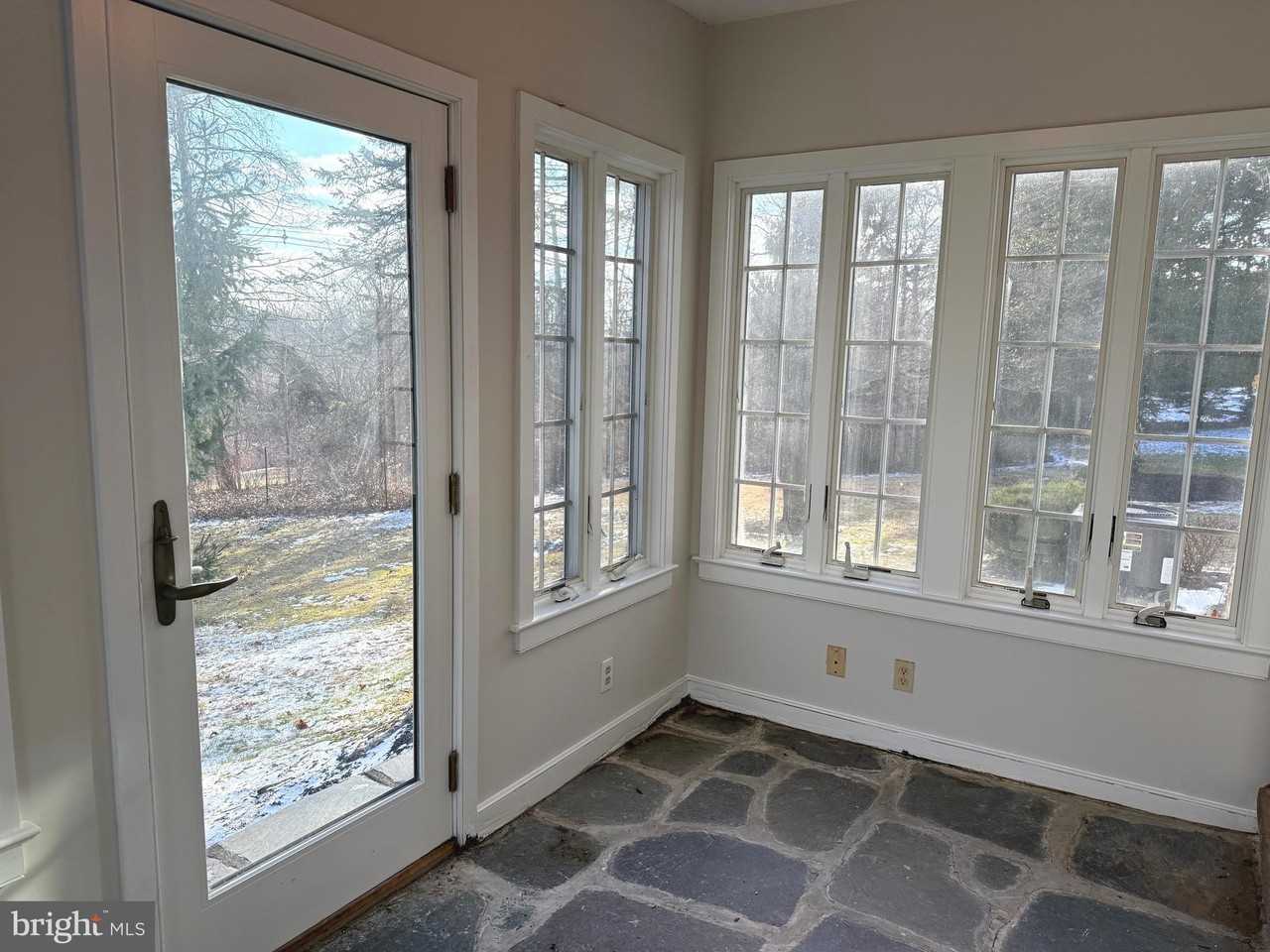 631 Penns Park Rd - Photo 7 of 14