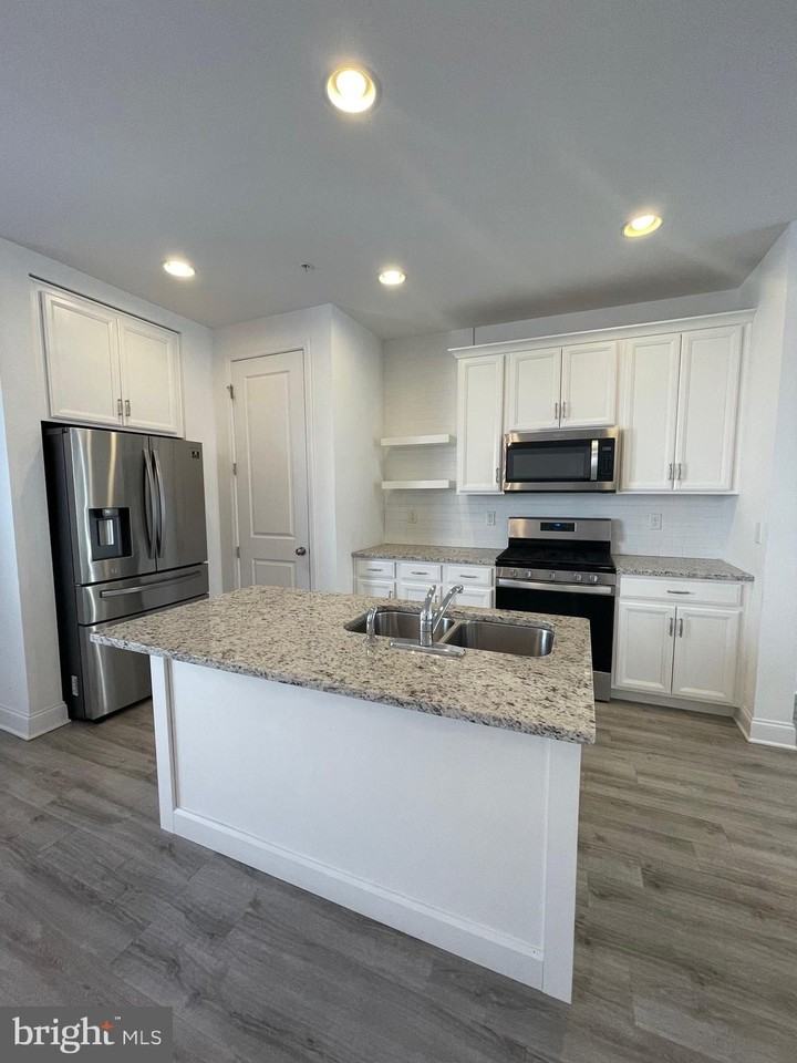 3227 Haley Way - Photo 5 of 14