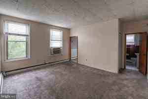 featured image of 1325 1325 W PORTER Street unit: Upper #UPPER