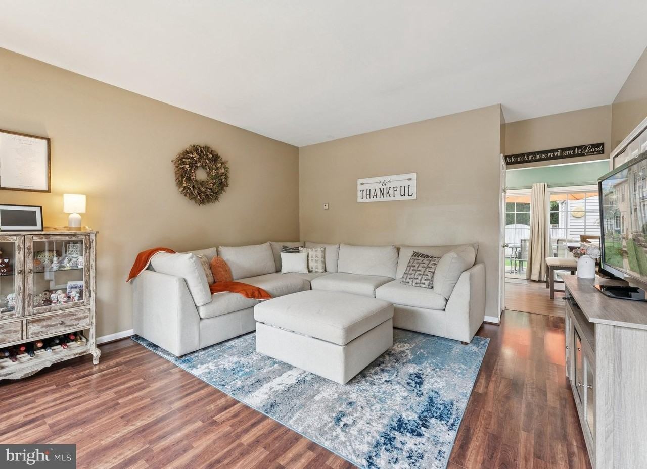 7180 Westfield Ct - Photo 3 of 22