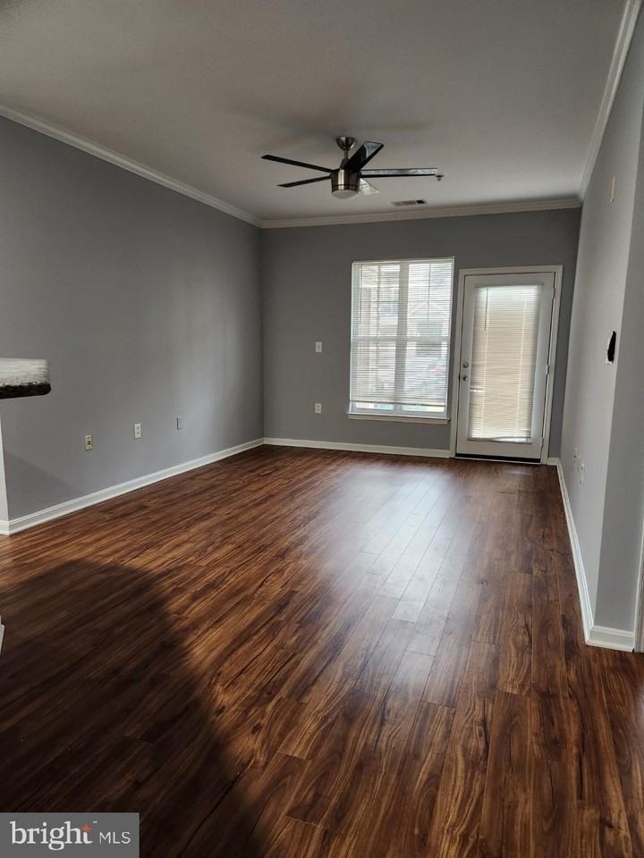 5106D Travis Edward Way Unit 5106d #5106D - Photo 6 of 11